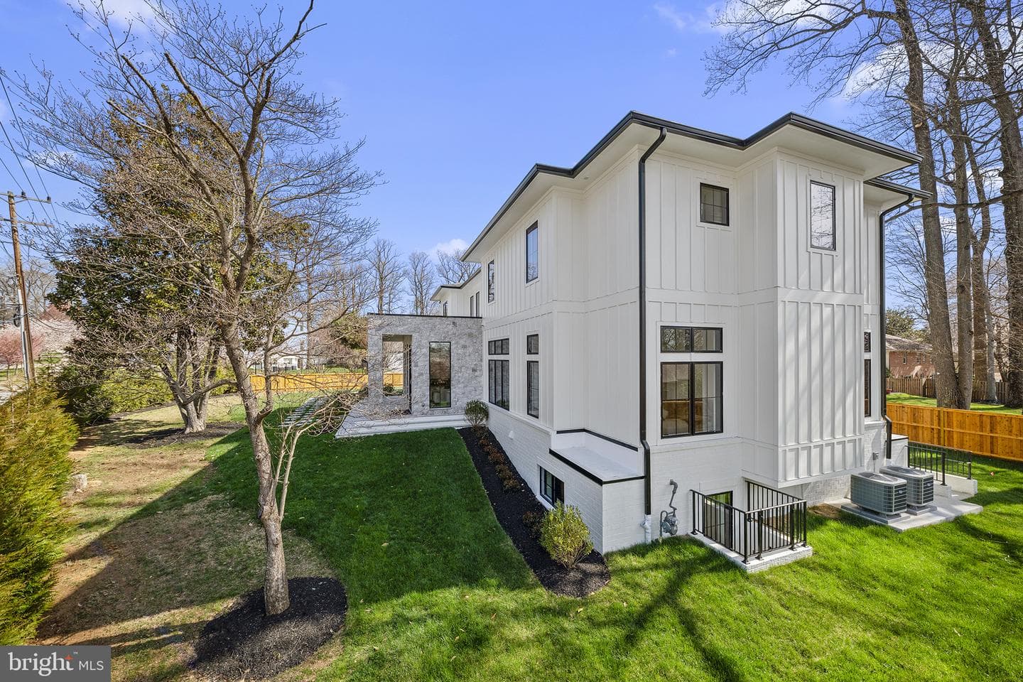 6116 Eastview Street photo 40