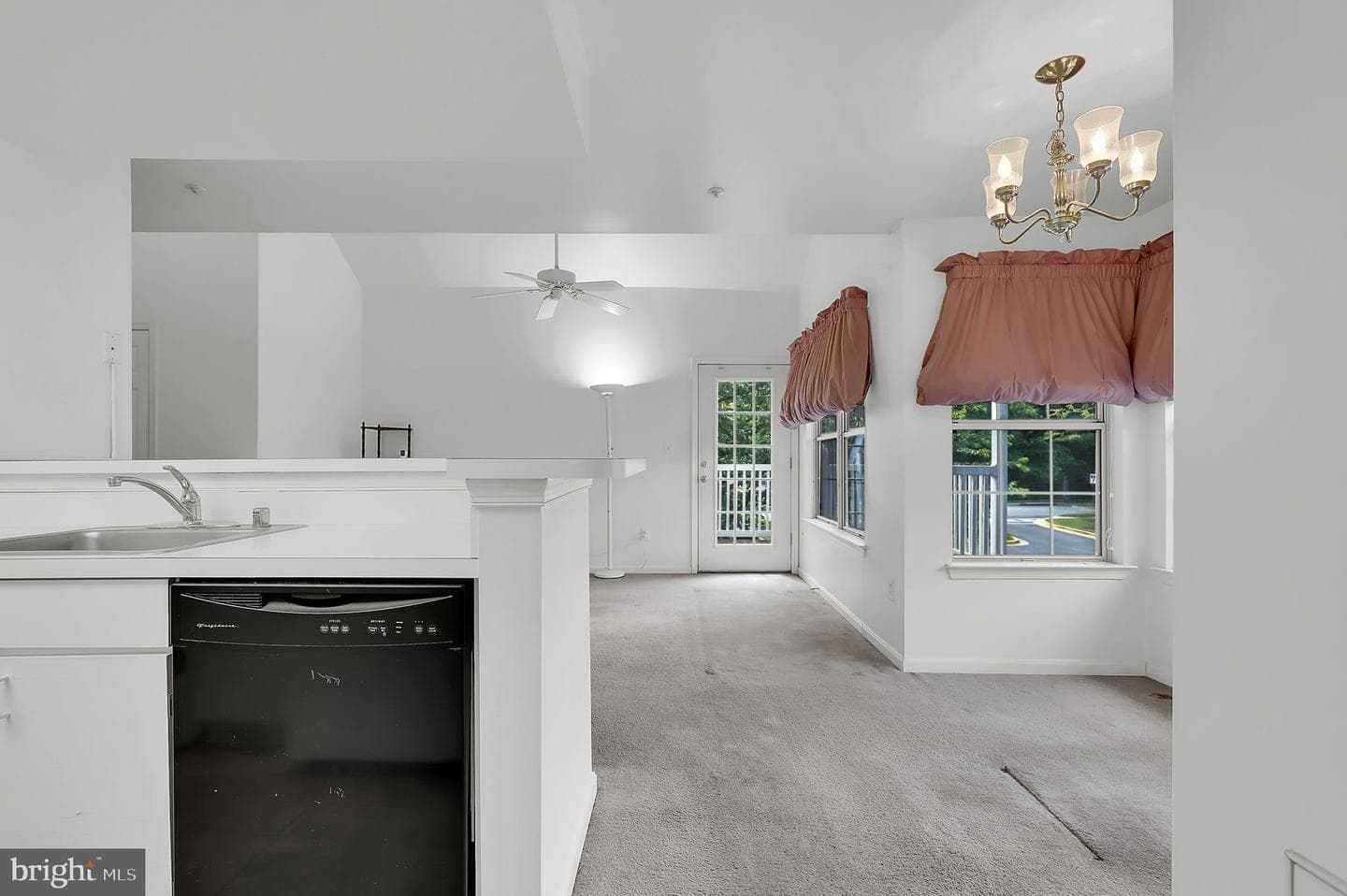 913 Hillside Lake Terrace #412 photo 12