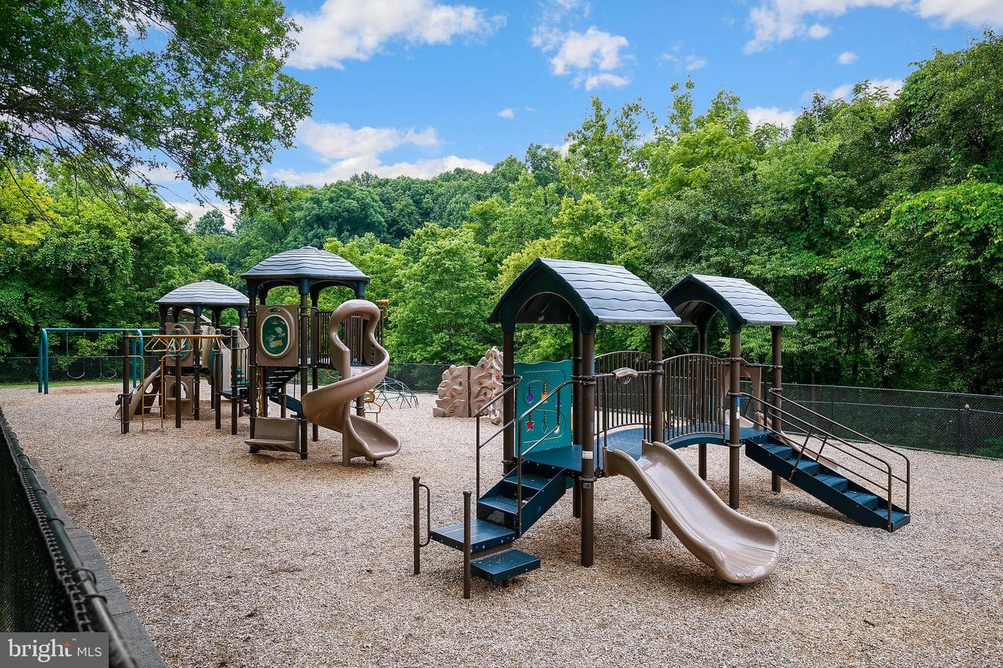 913 Hillside Lake Terrace #412 photo 34