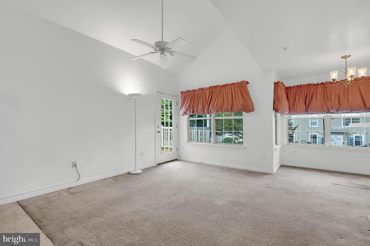 913 Hillside Lake Terrace #412 photo 5
