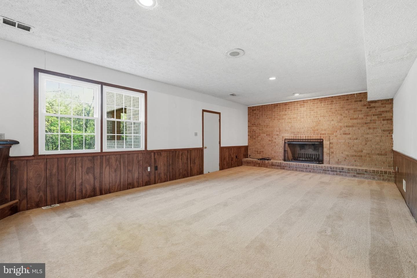 15901 Old Columbia Pike photo 31