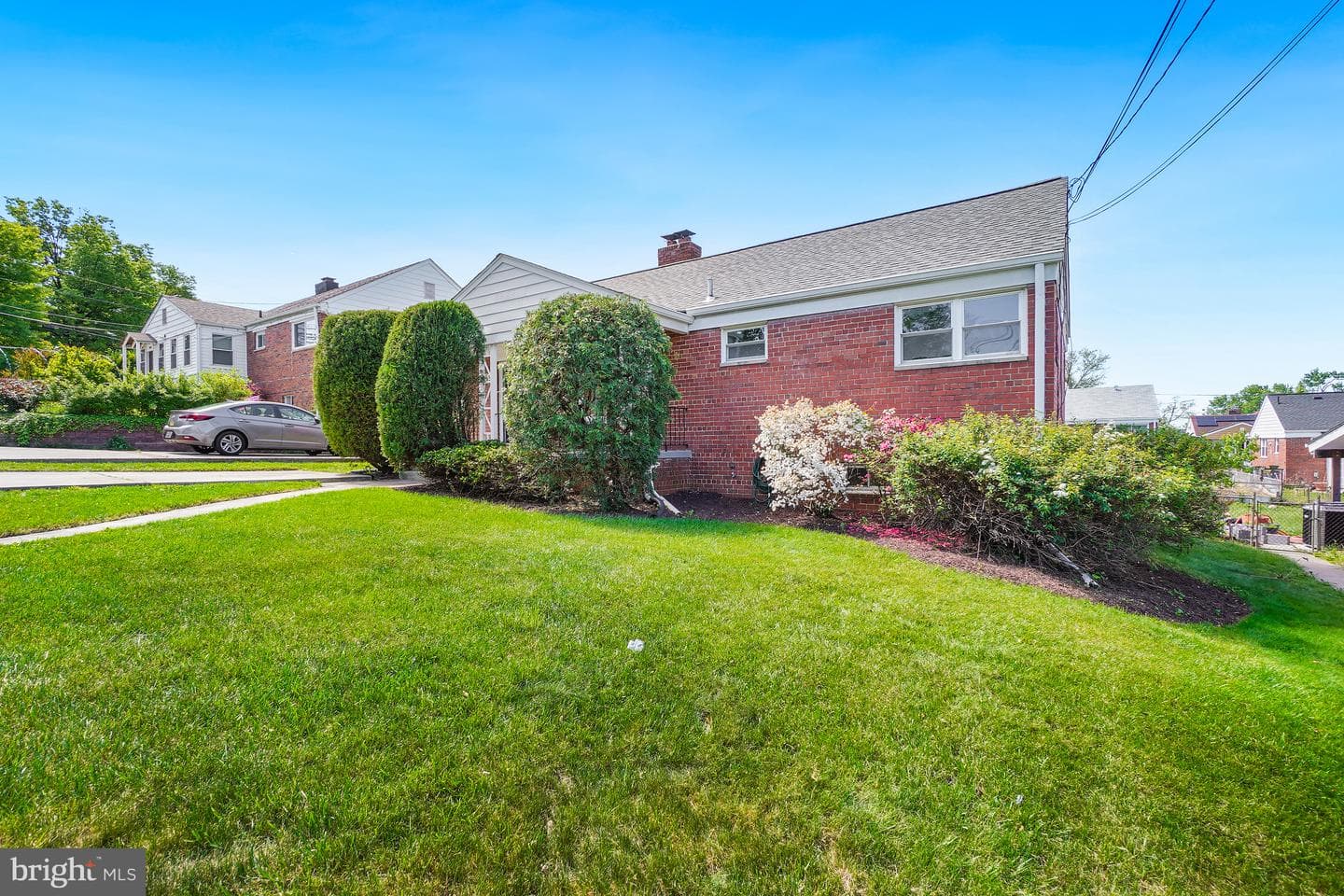 1615 Parham Place photo 3