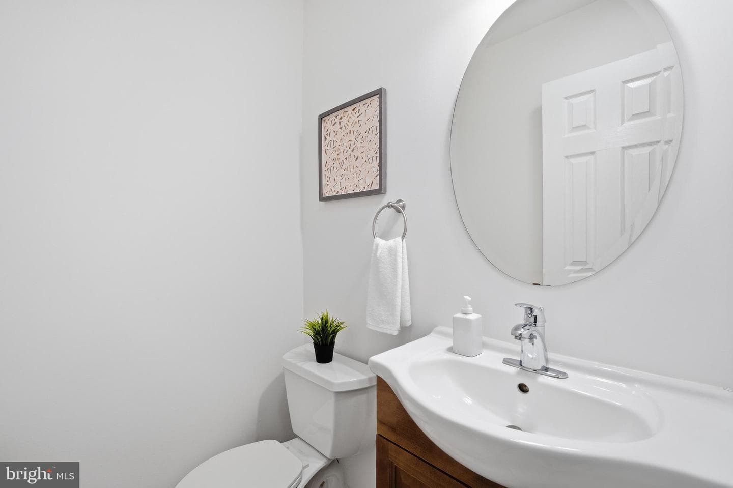 13907 Shippers Lane photo 19
