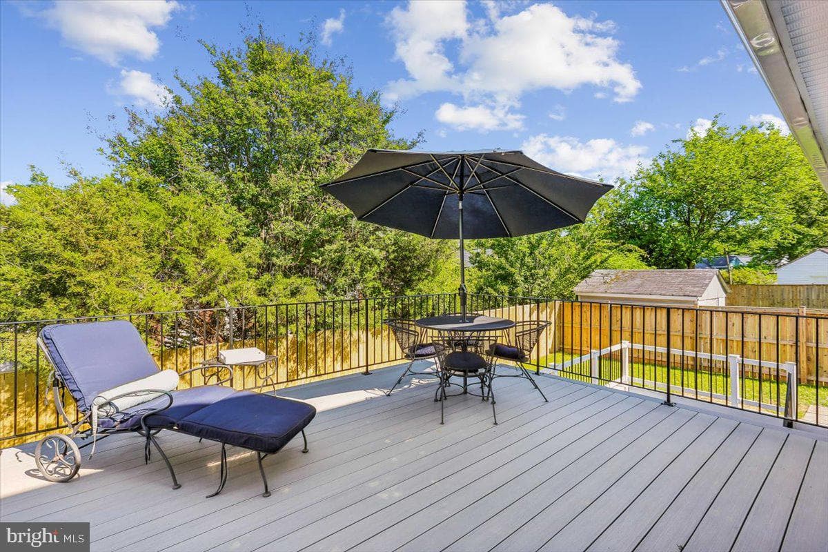 9813 Montauk Avenue photo 34