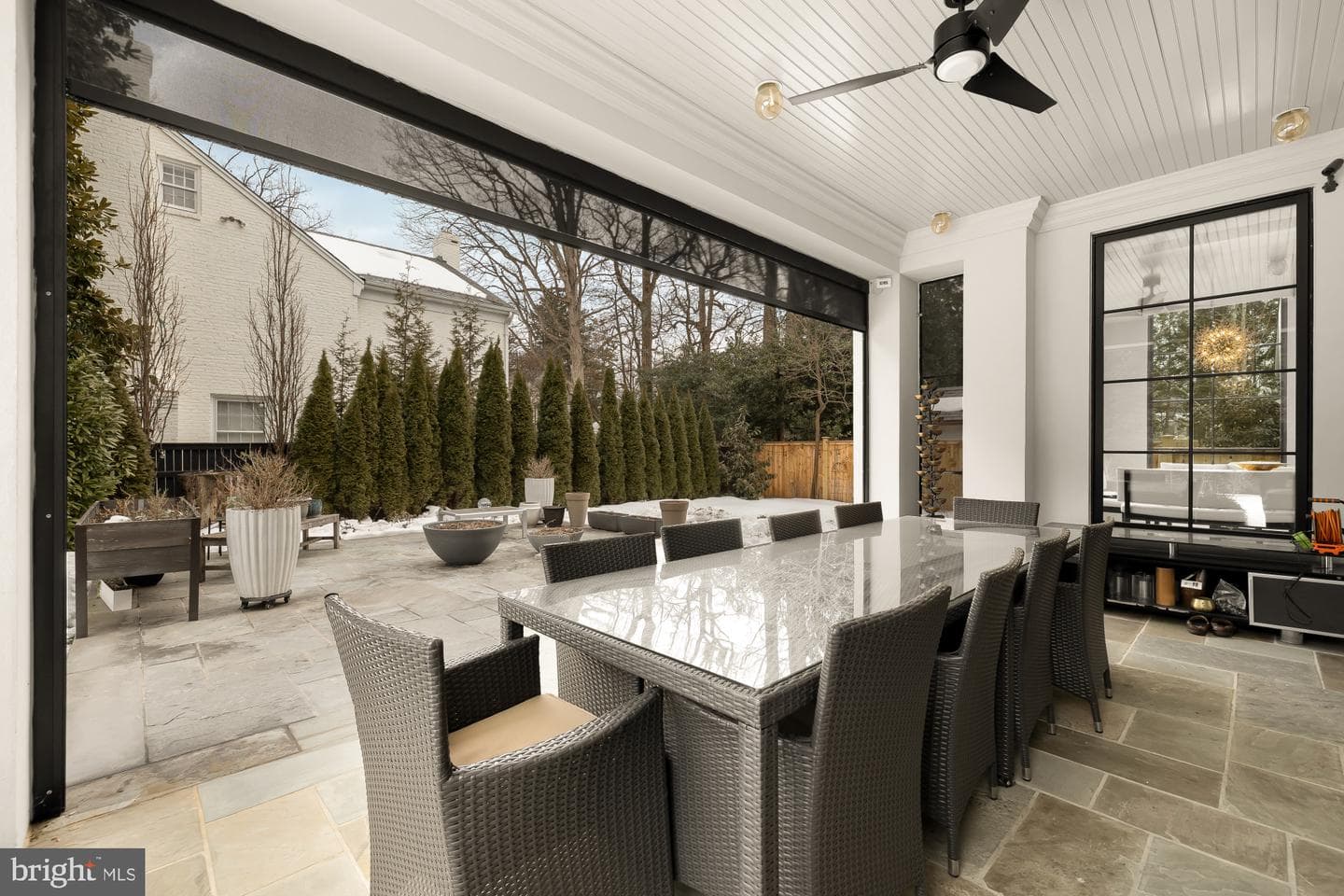 7613 Glenbrook Road photo 30