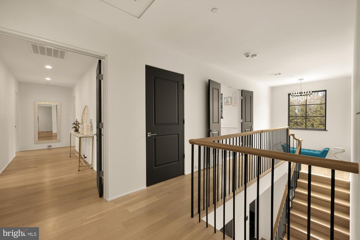 7613 Glenbrook Road photo 39