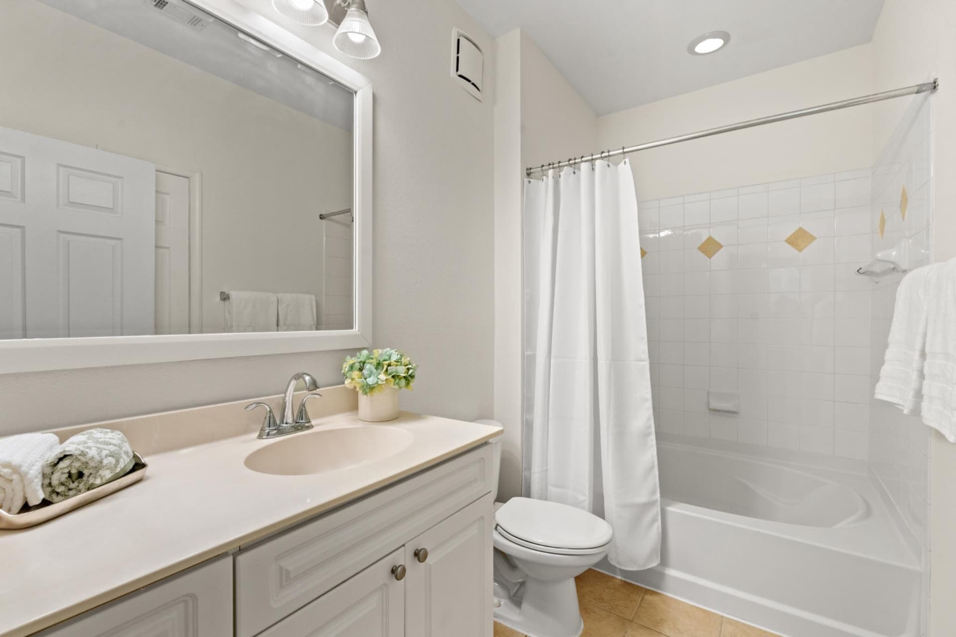 501 Hungerford Drive #154 photo 18