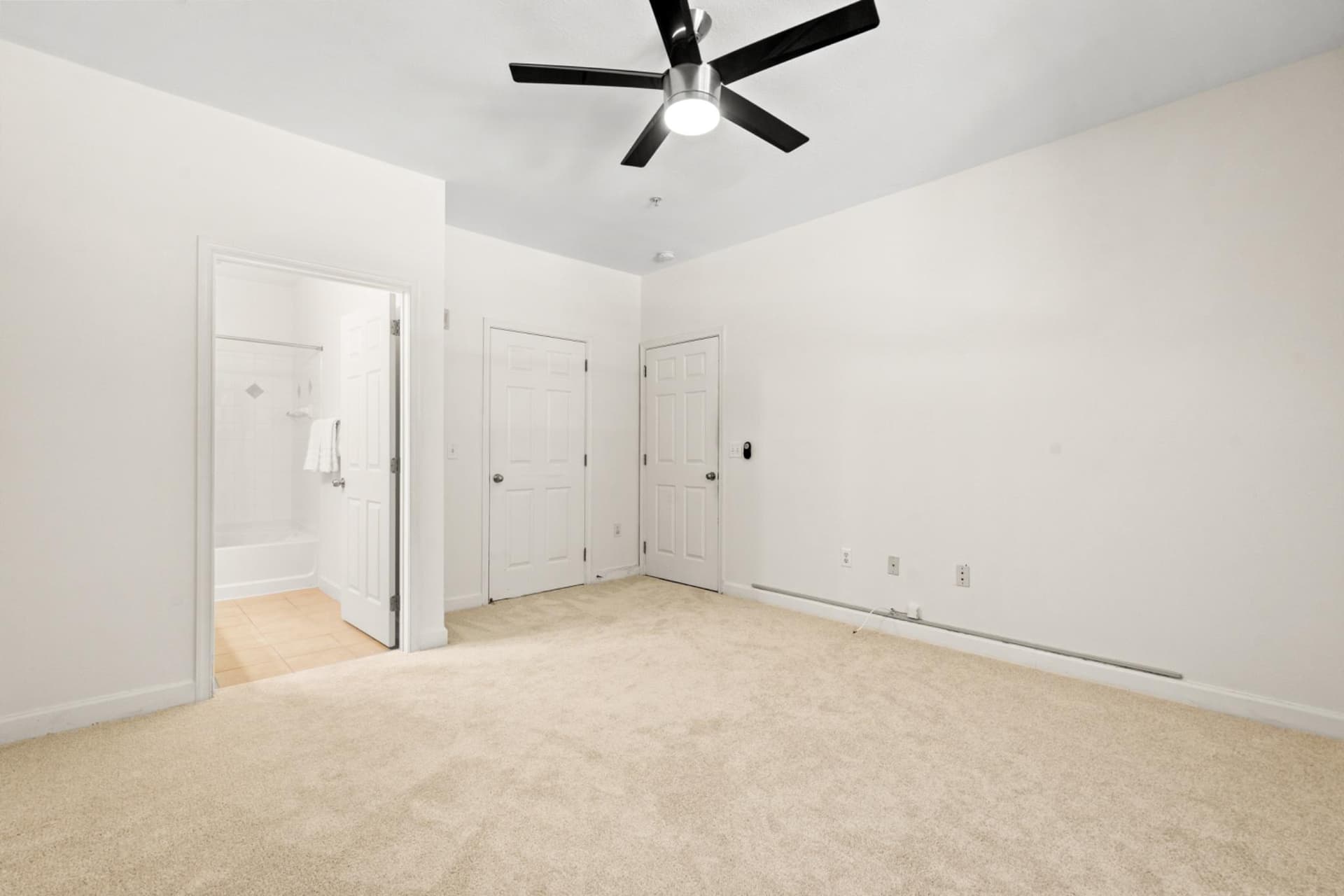 501 Hungerford Drive #154 photo 19