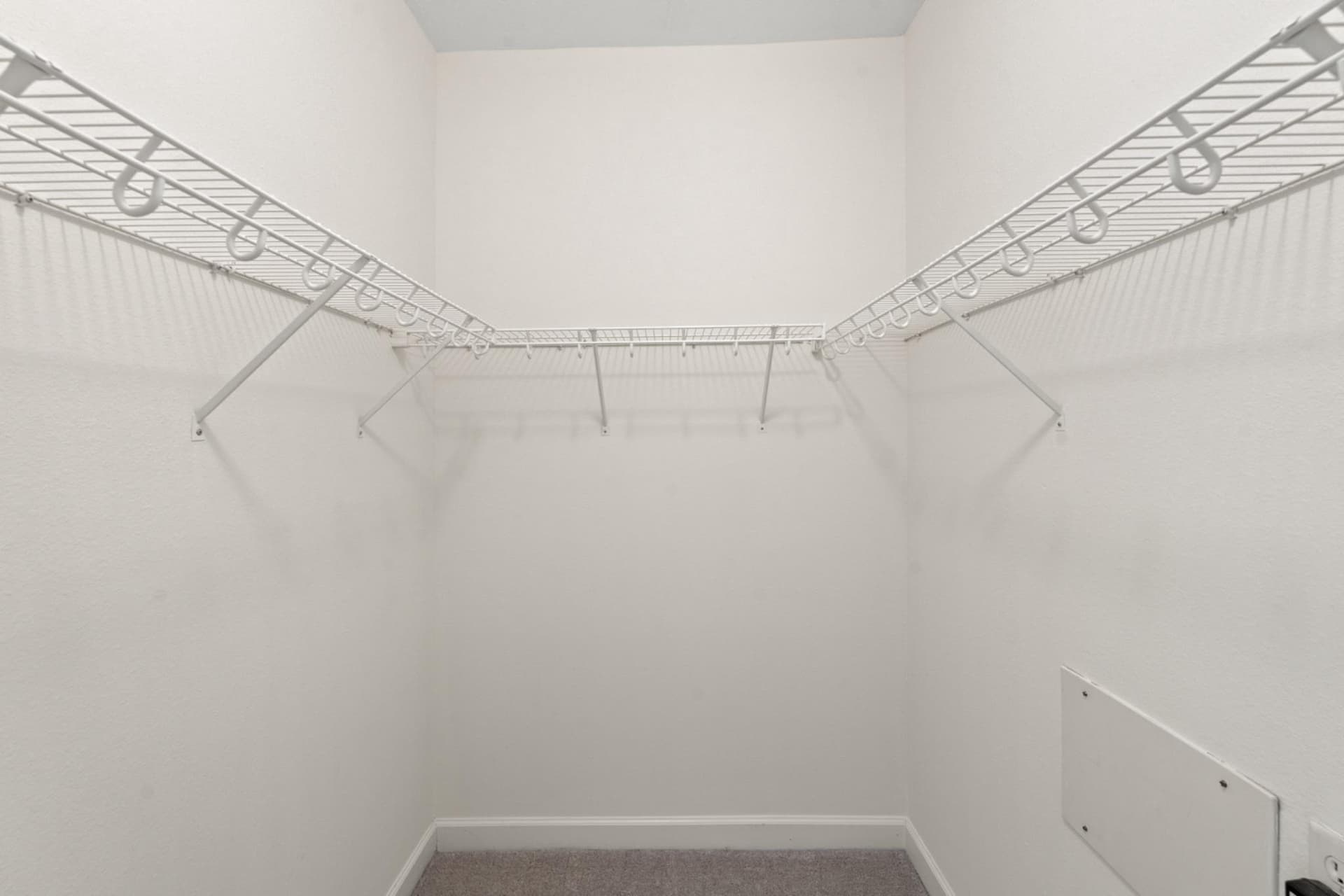 501 Hungerford Drive #154 photo 27