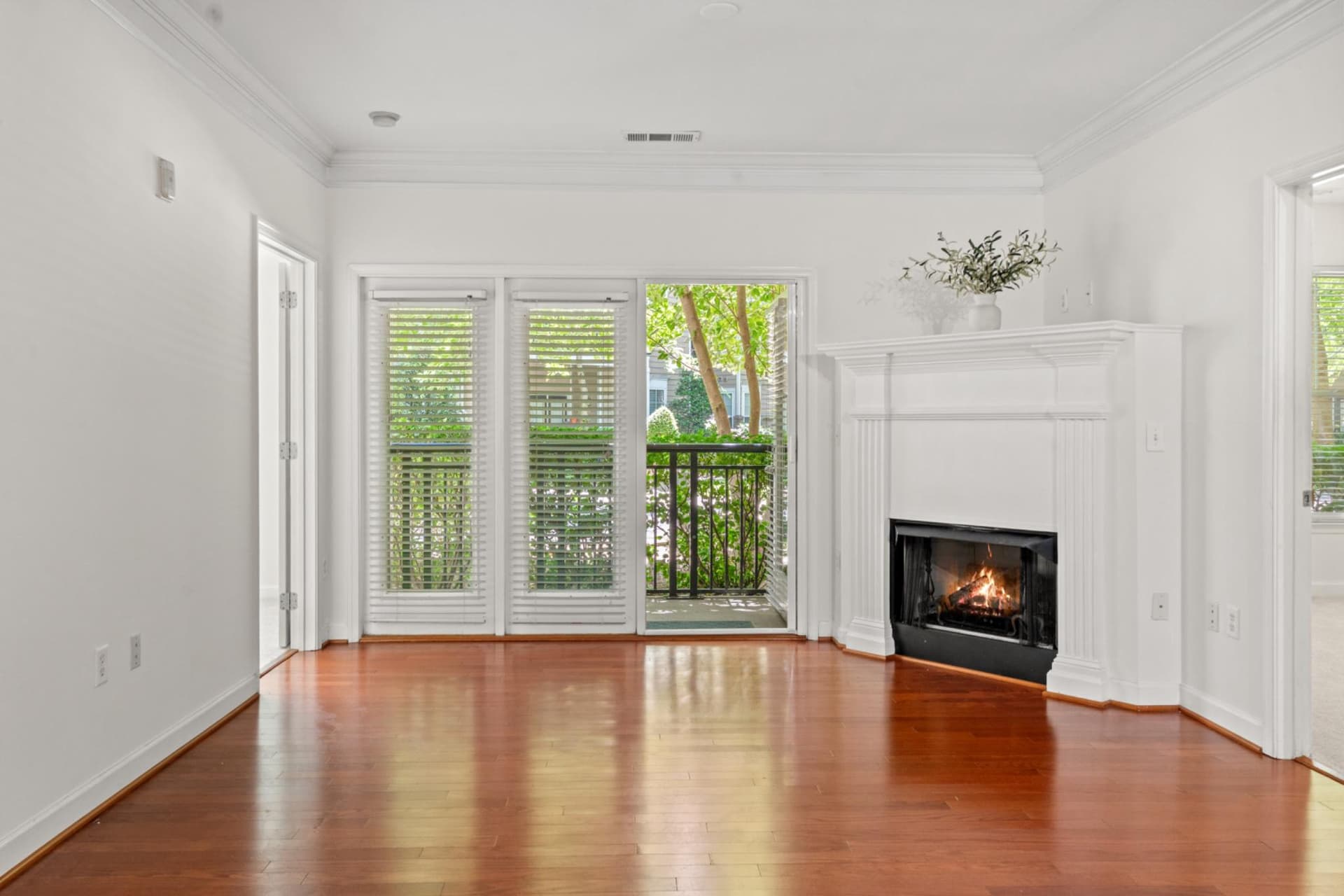 501 Hungerford Drive #154 photo 28