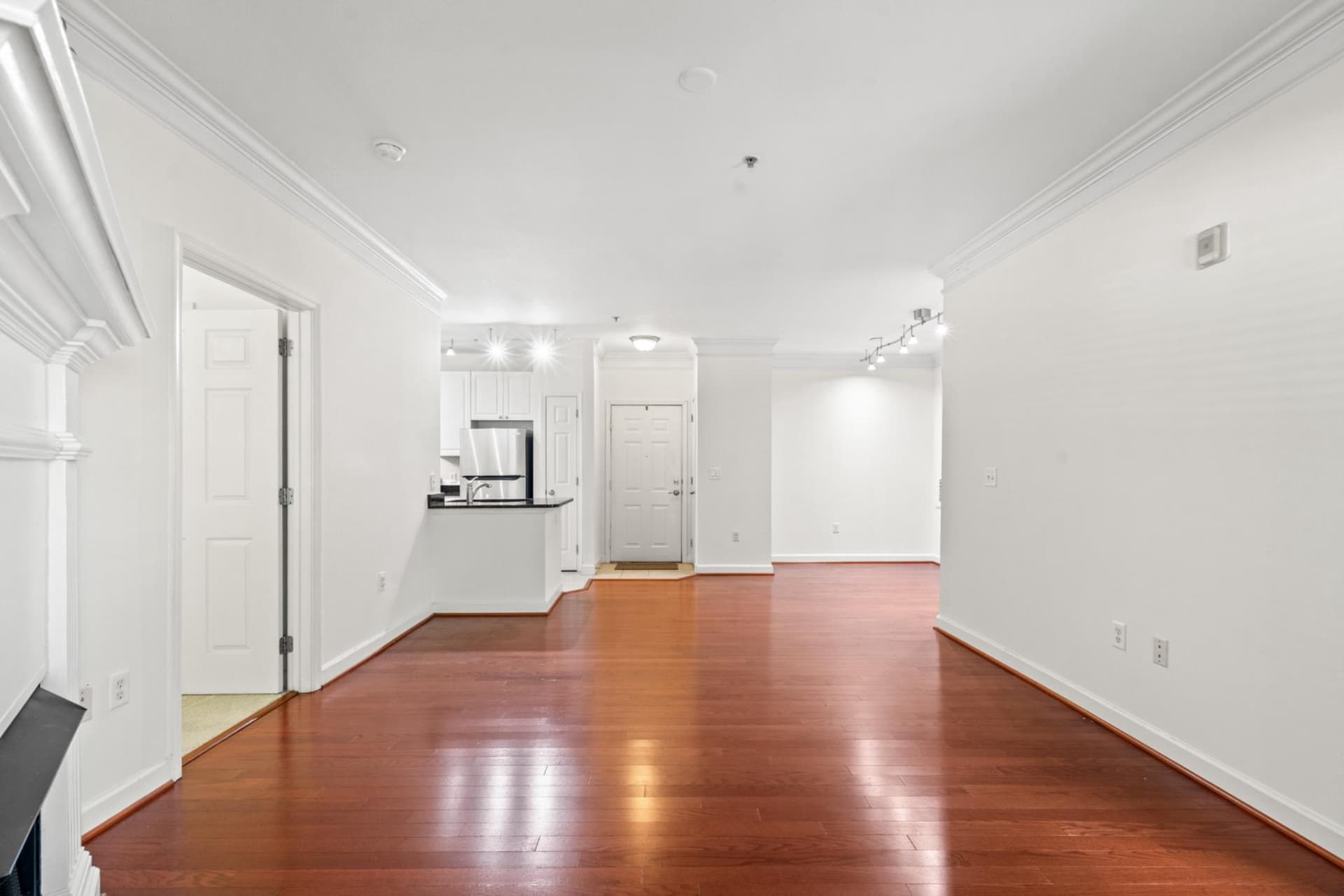 501 Hungerford Drive #154 photo 7