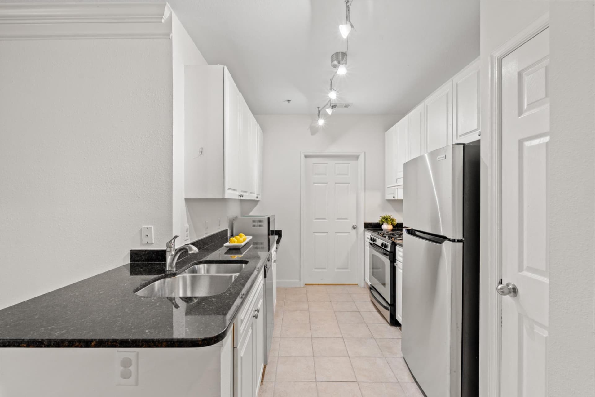 501 Hungerford Drive #154 photo 9
