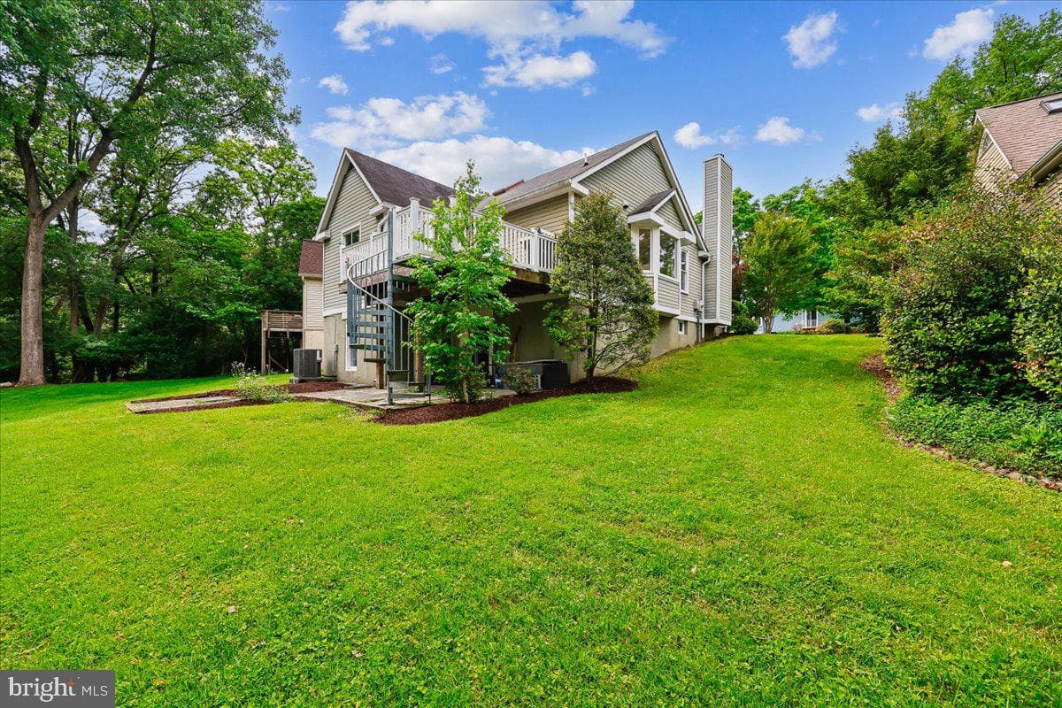 10029 Pratt Place photo 6