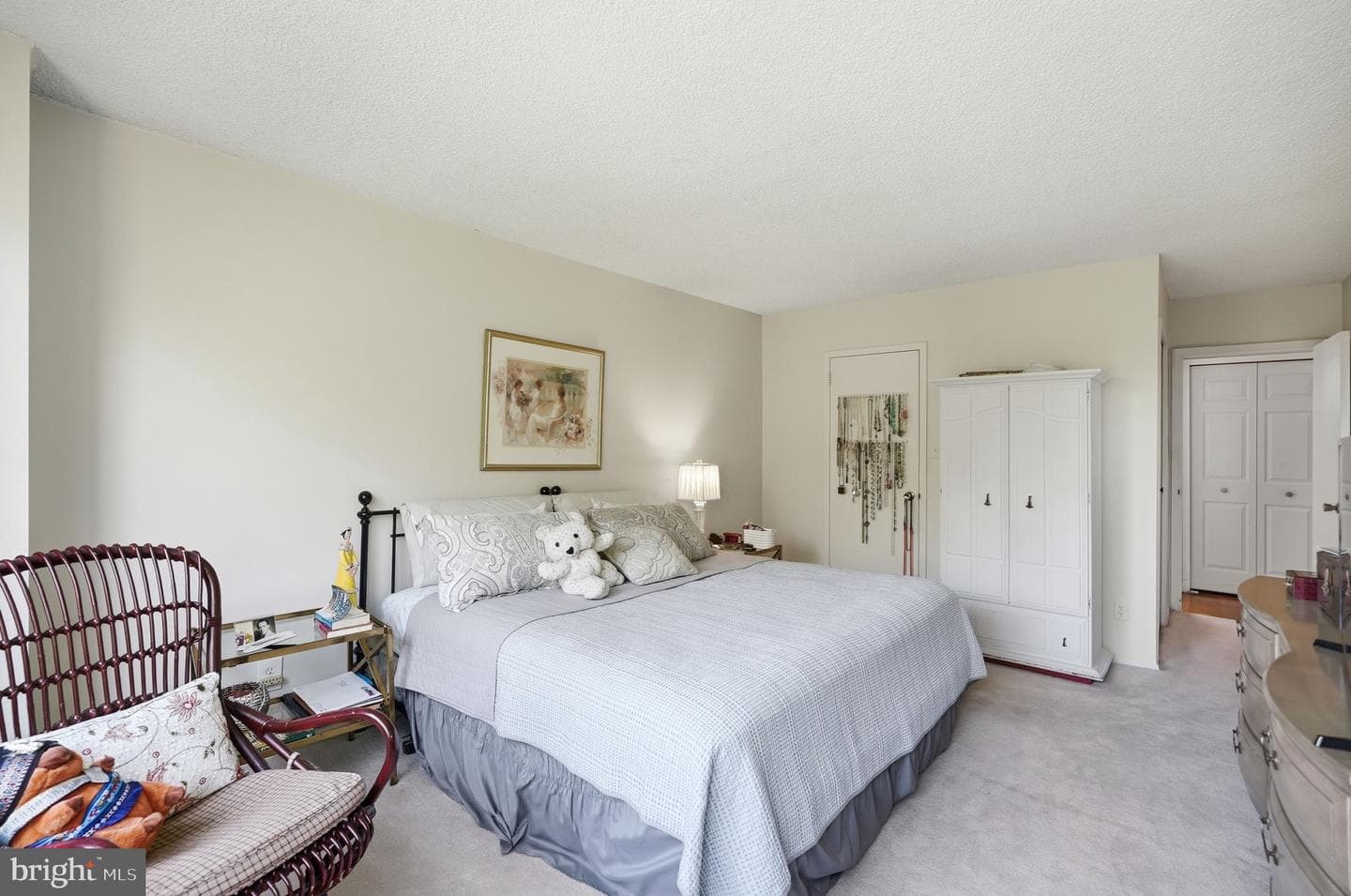 5225 Pooks Hill Road #910n photo 16