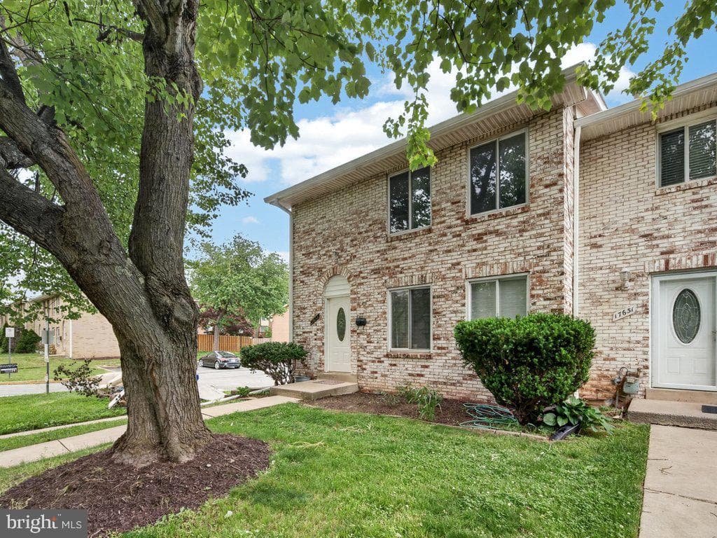 17633 Amity Drive #11-G, Gaithersburg