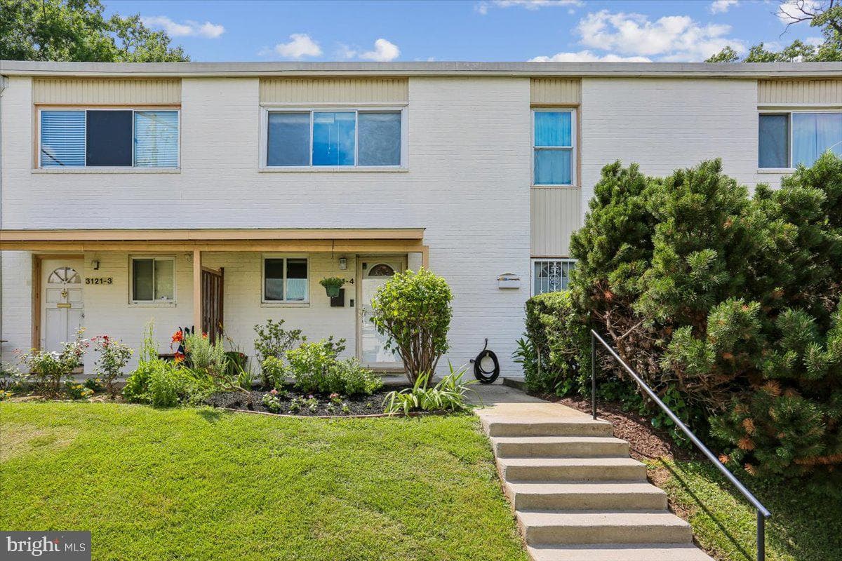 3121 University Boulevard W #4, Kensington