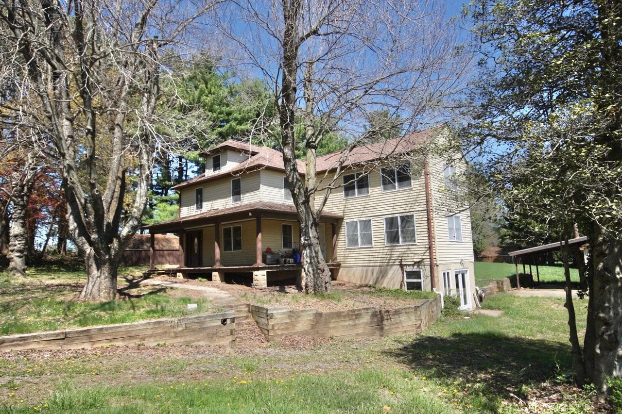 12821 Prices Distillery Road
