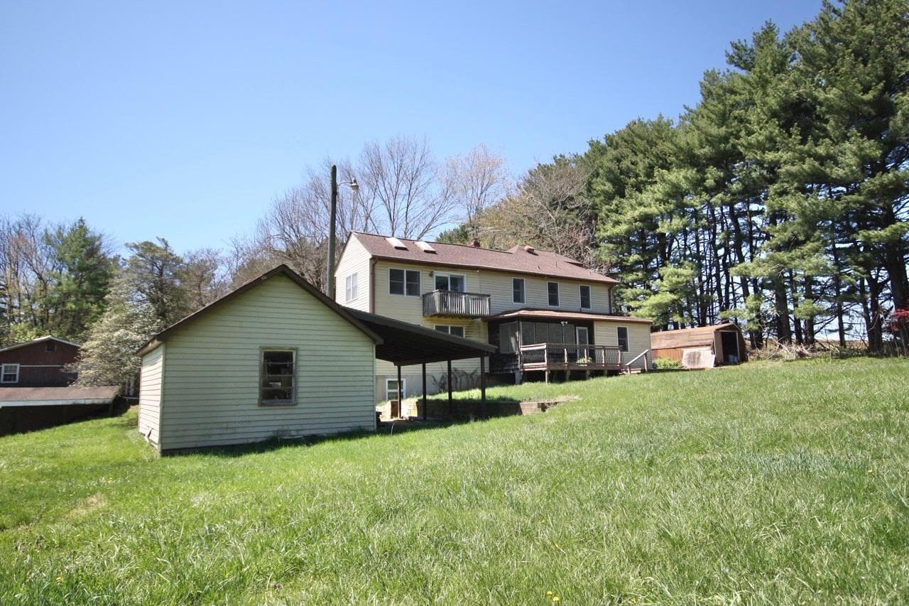 12821 Prices Distillery Road photo 4
