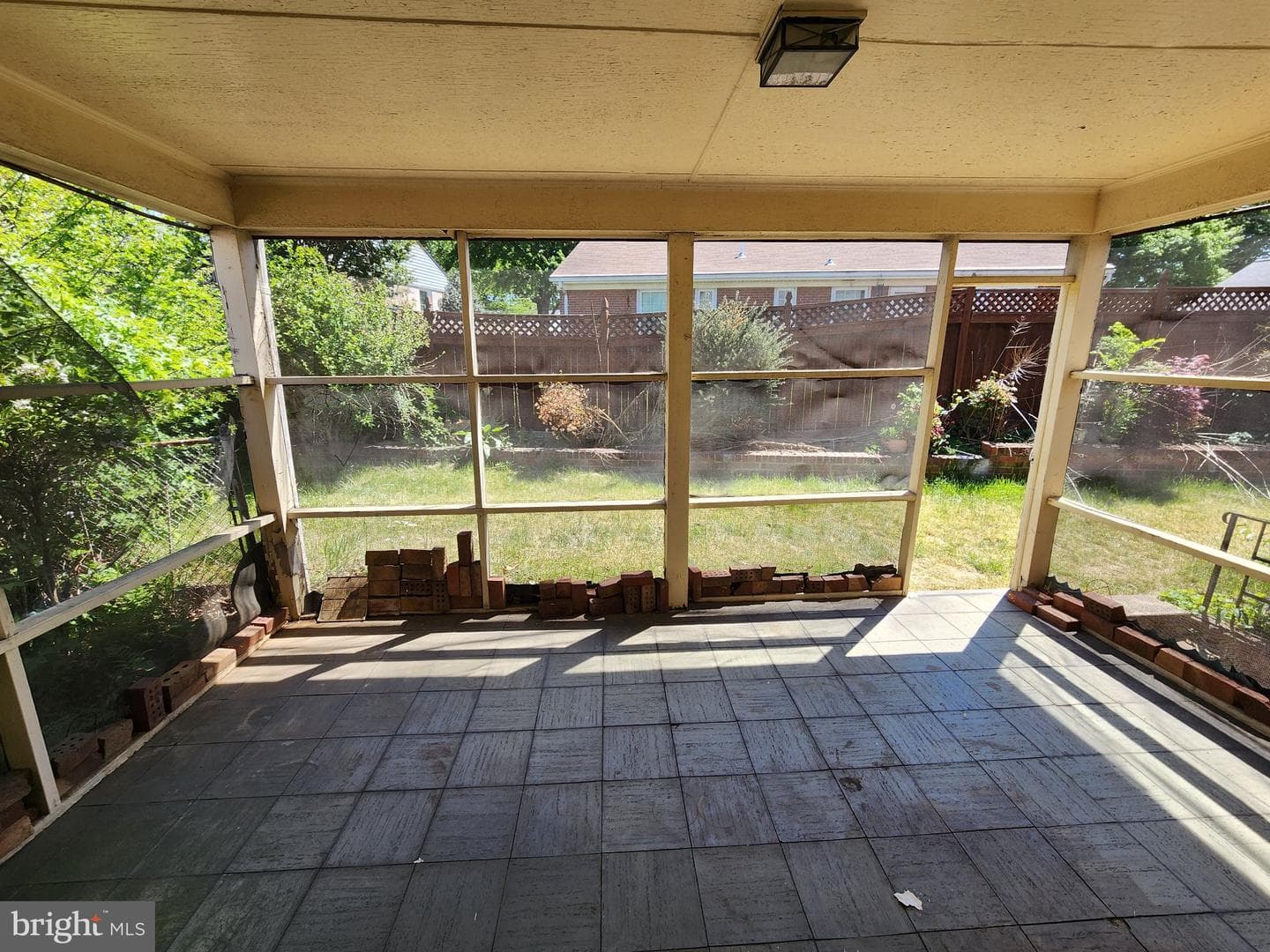 9709 Admiralty Drive photo 36