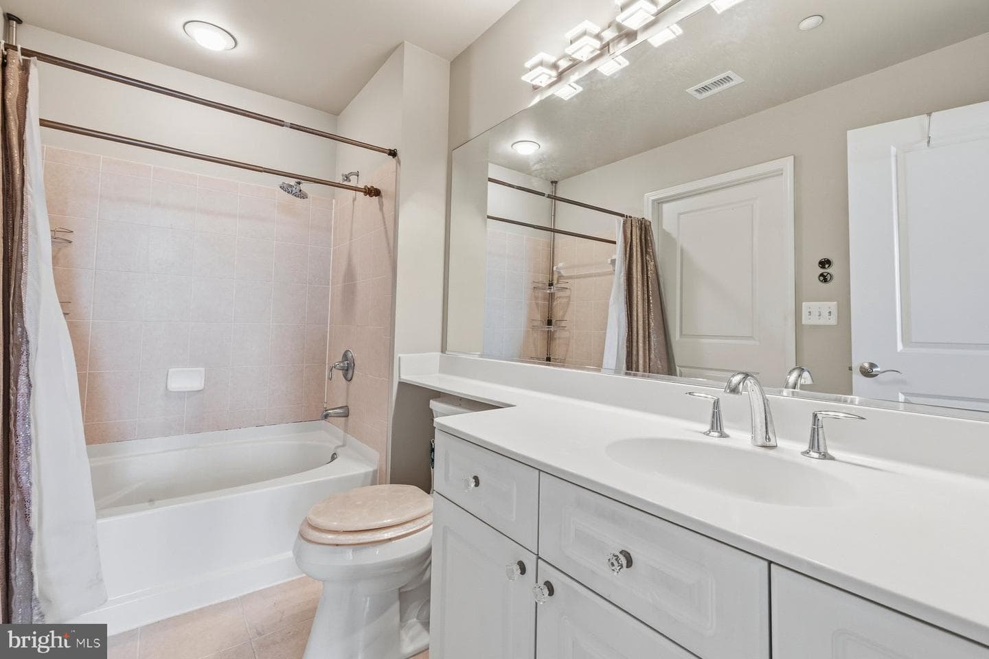 11700 Old Georgetown Road #1103 photo 12