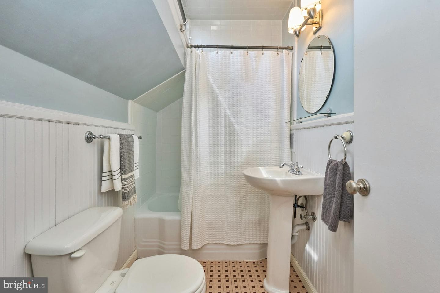107 Southwood Avenue photo 13