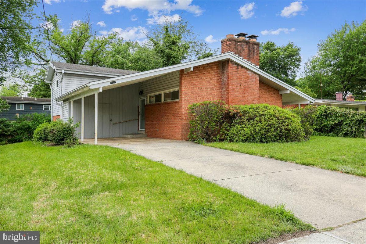 1002 N Belgrade Road, Silver Spring