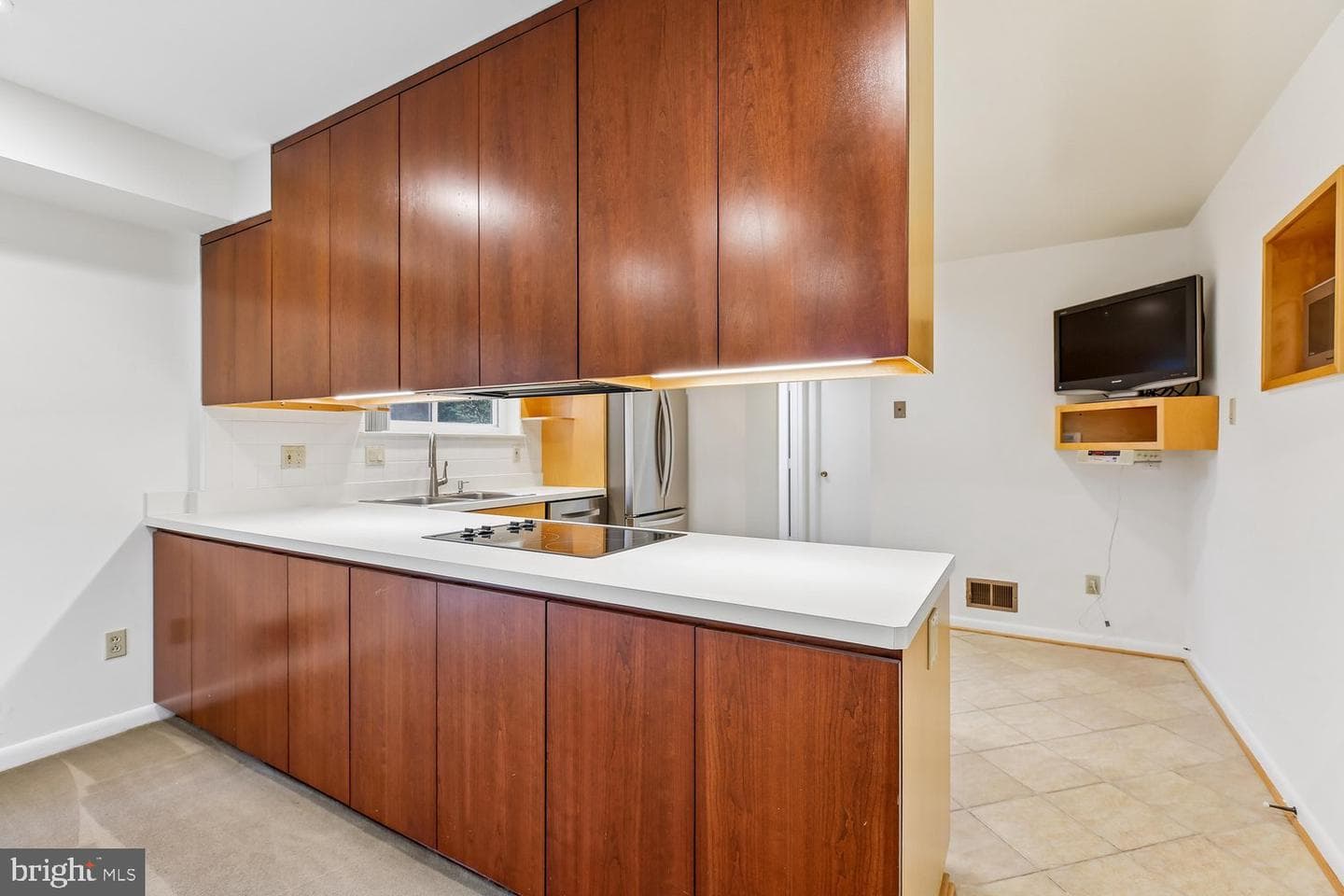1002 N Belgrade Road photo 13