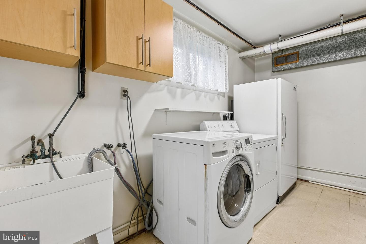 1002 N Belgrade Road photo 16