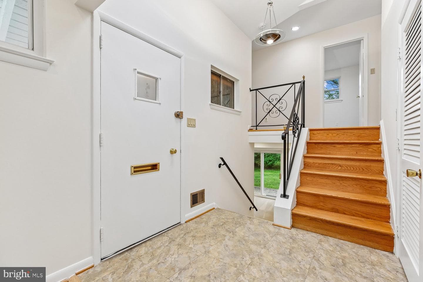 1002 N Belgrade Road, Silver Spring