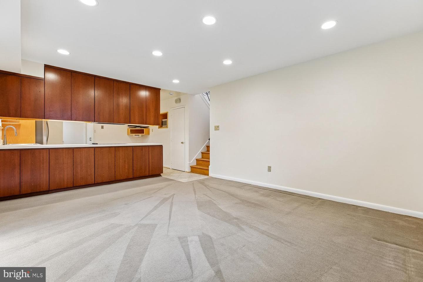 1002 N Belgrade Road photo 8