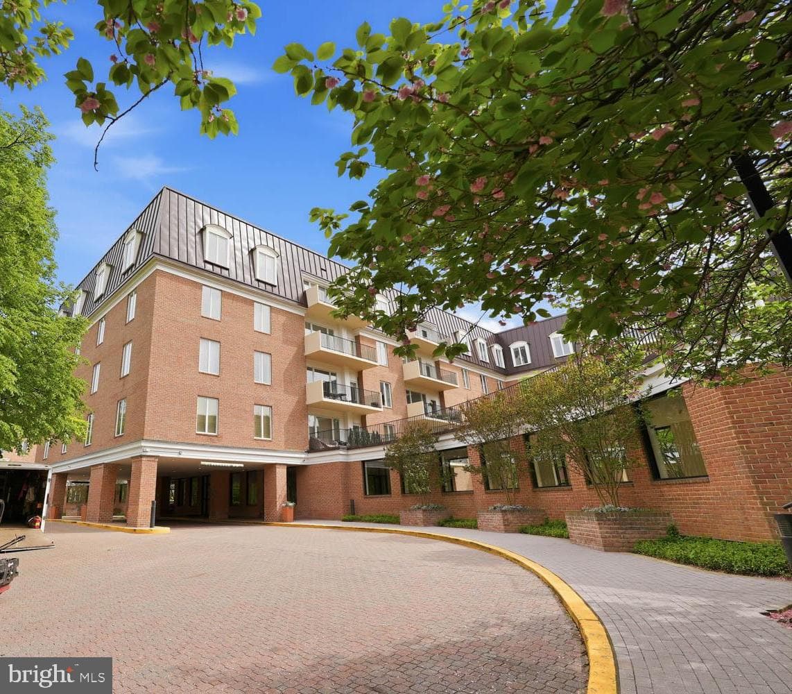 8101 Connecticut Avenue #S-405 photo 46
