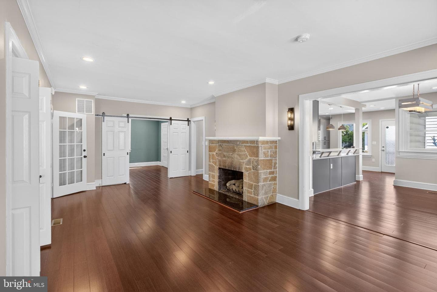 4415 Bradley Ln photo 16