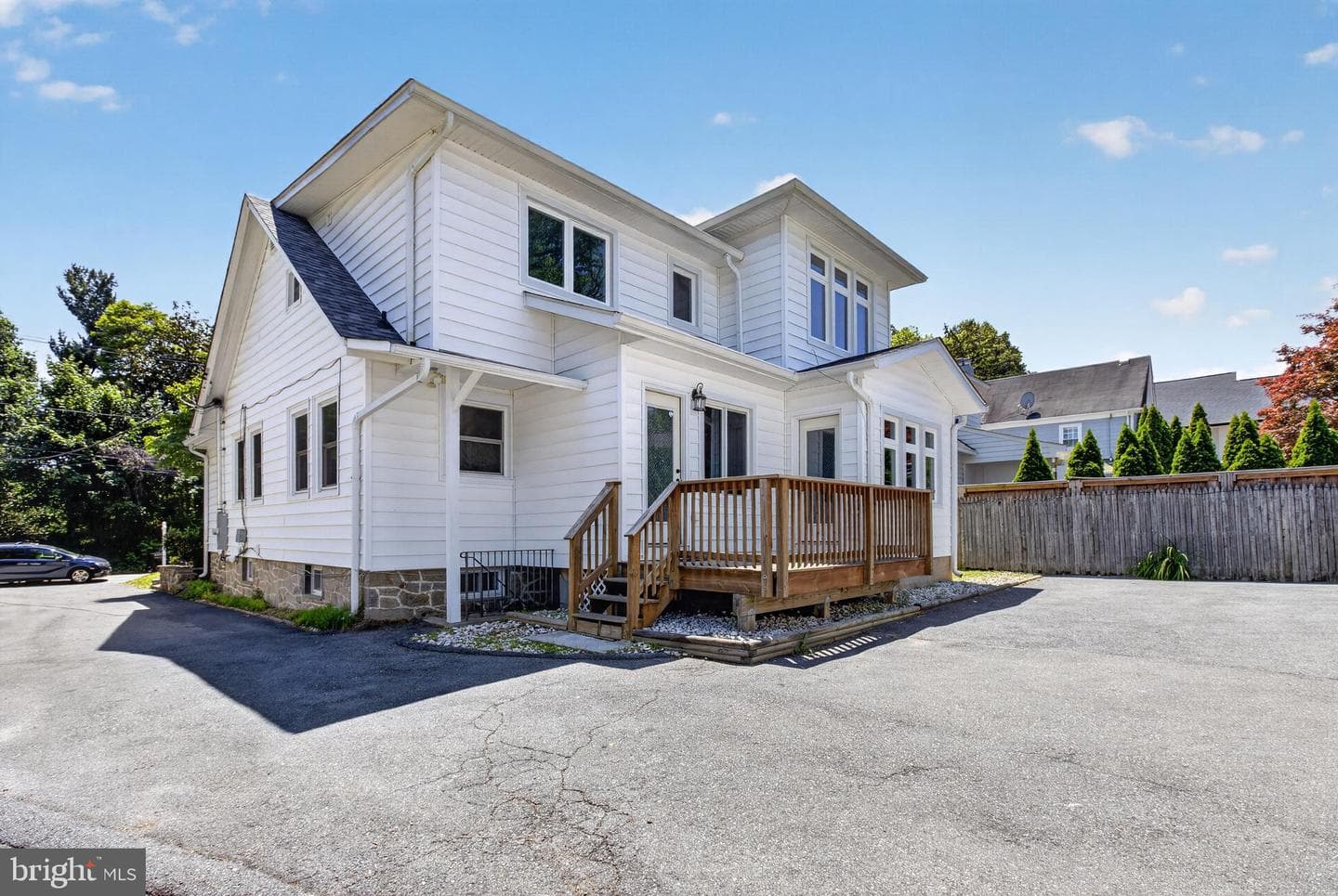 4415 Bradley Ln photo 6