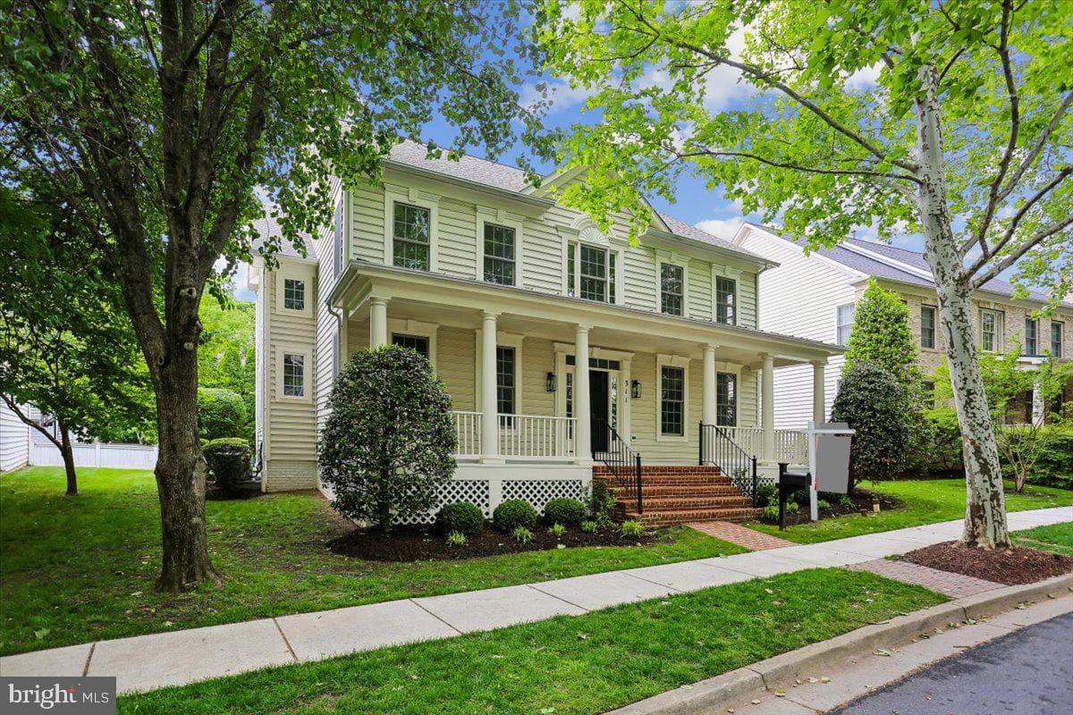 311 Watkins Circle photo 4
