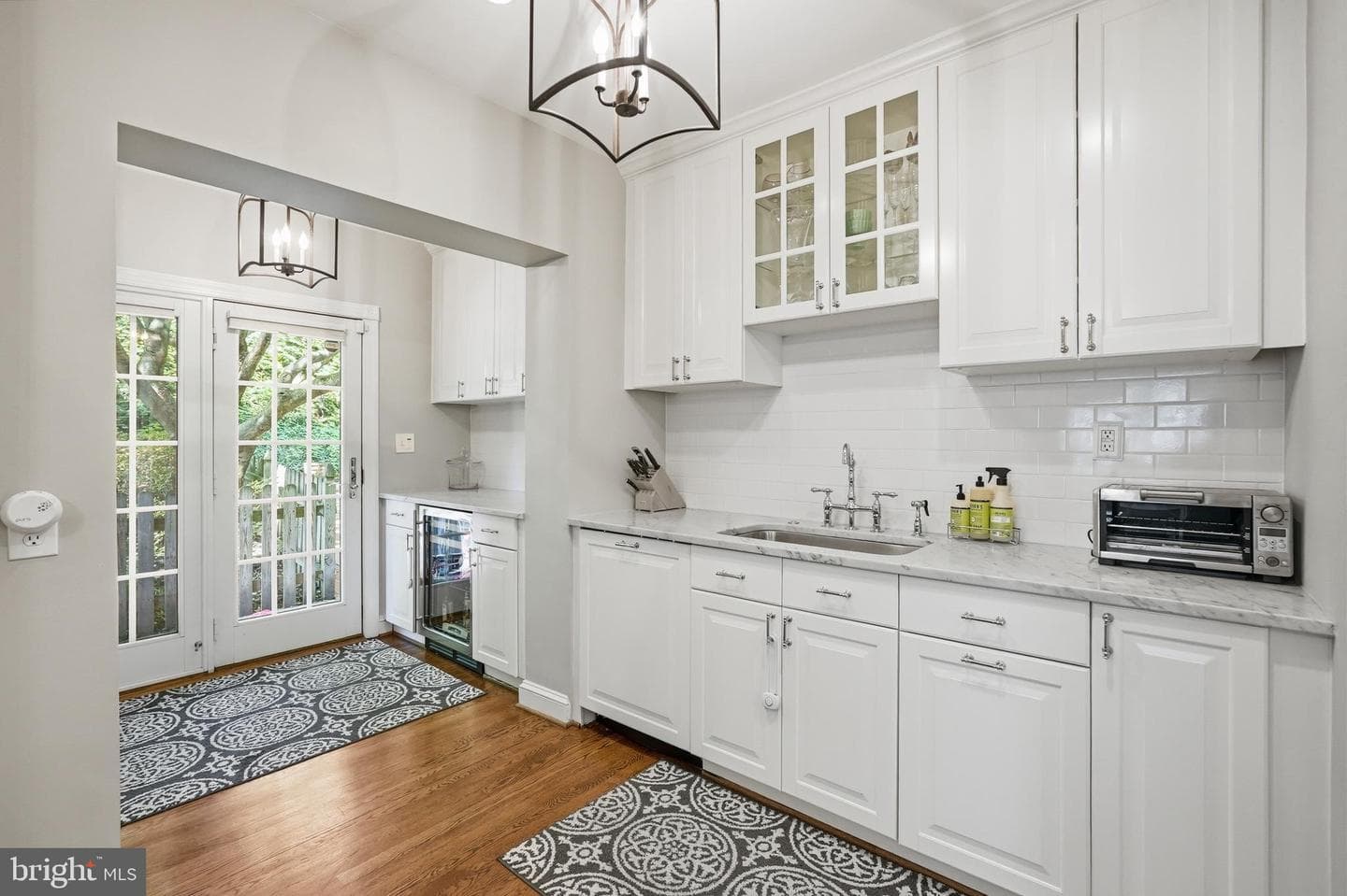 8504 Lynwood Place photo 13