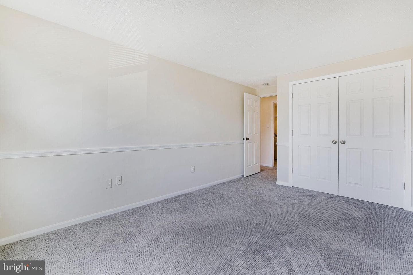 522 Palmtree Drive photo 12