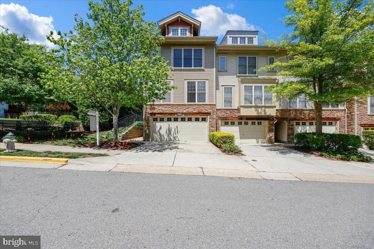 3410 Snow Cloud Lane