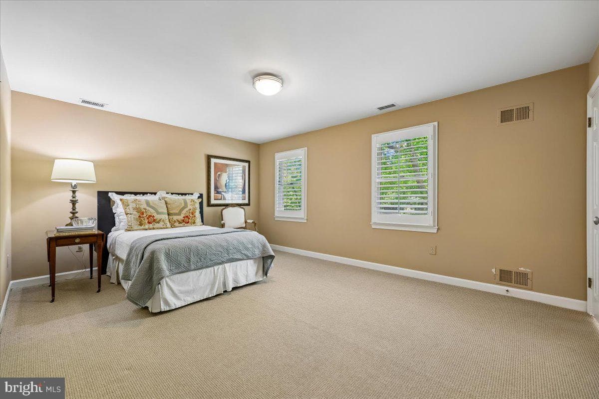 6904 Earlsgate Way photo 30