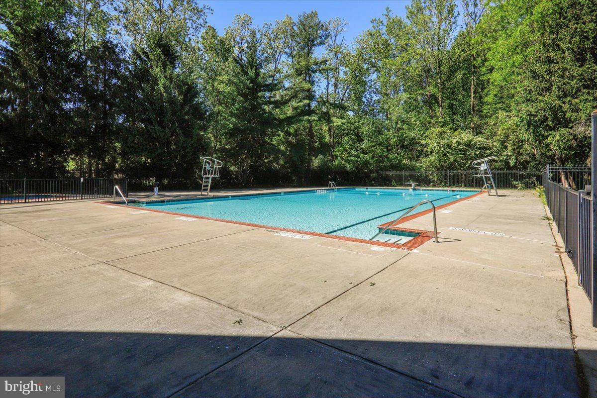 6904 Earlsgate Way photo 47