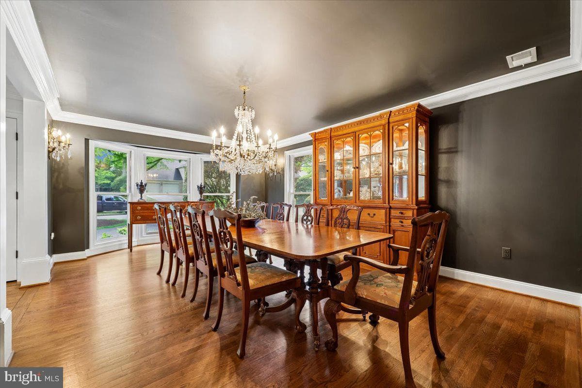 6904 Earlsgate Way photo 5