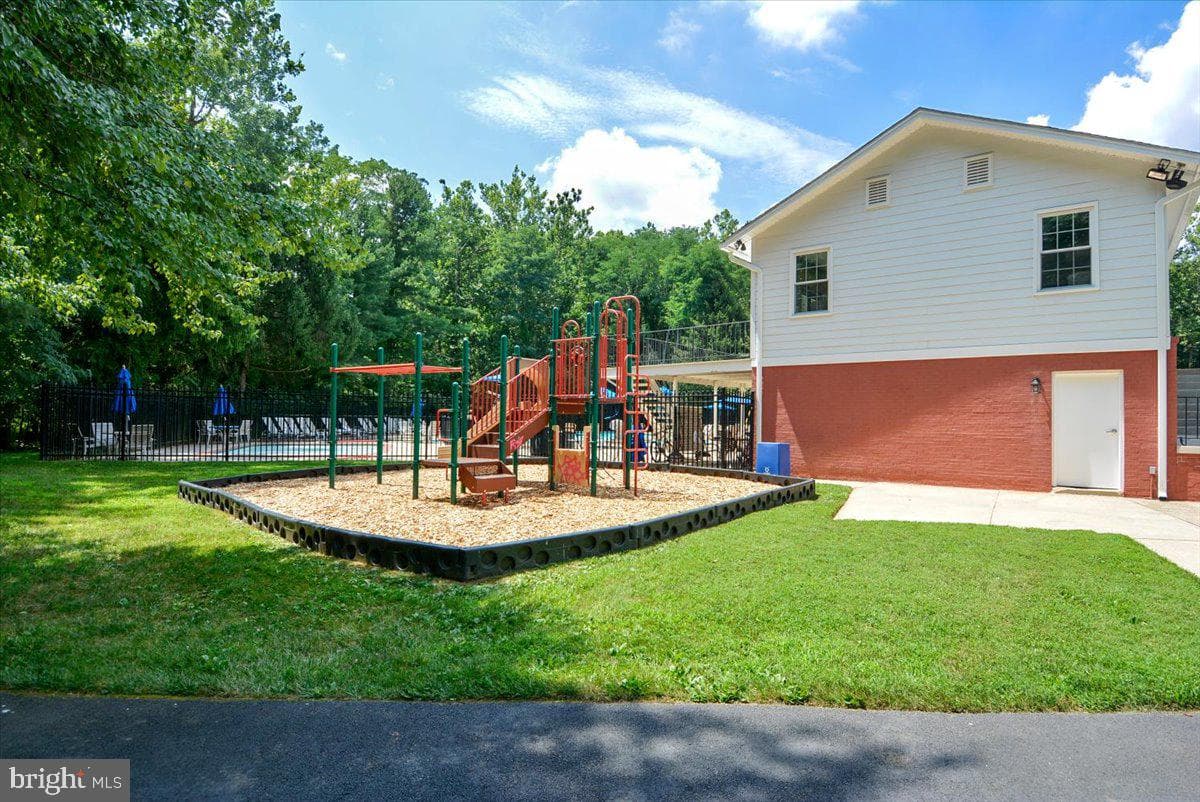 6904 Earlsgate Way photo 50
