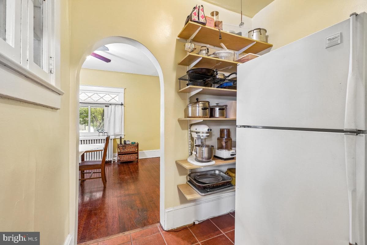6 Philadelphia Avenue photo 11