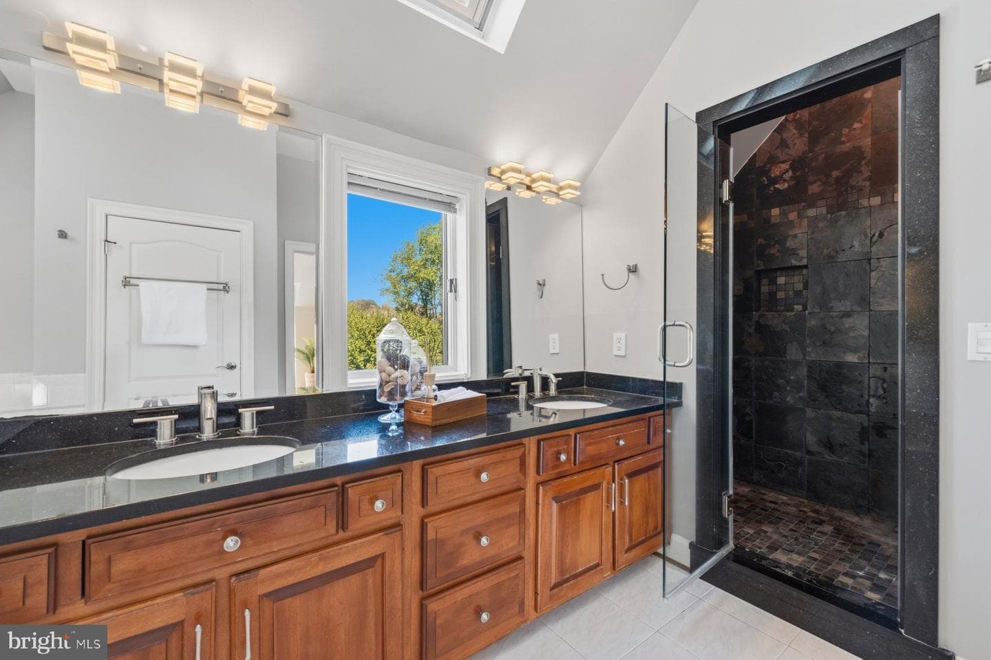 14008 Crossland Lane photo 48