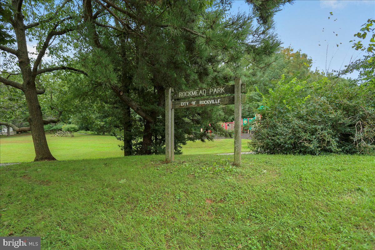 238 Watts Branch Parkway photo 50