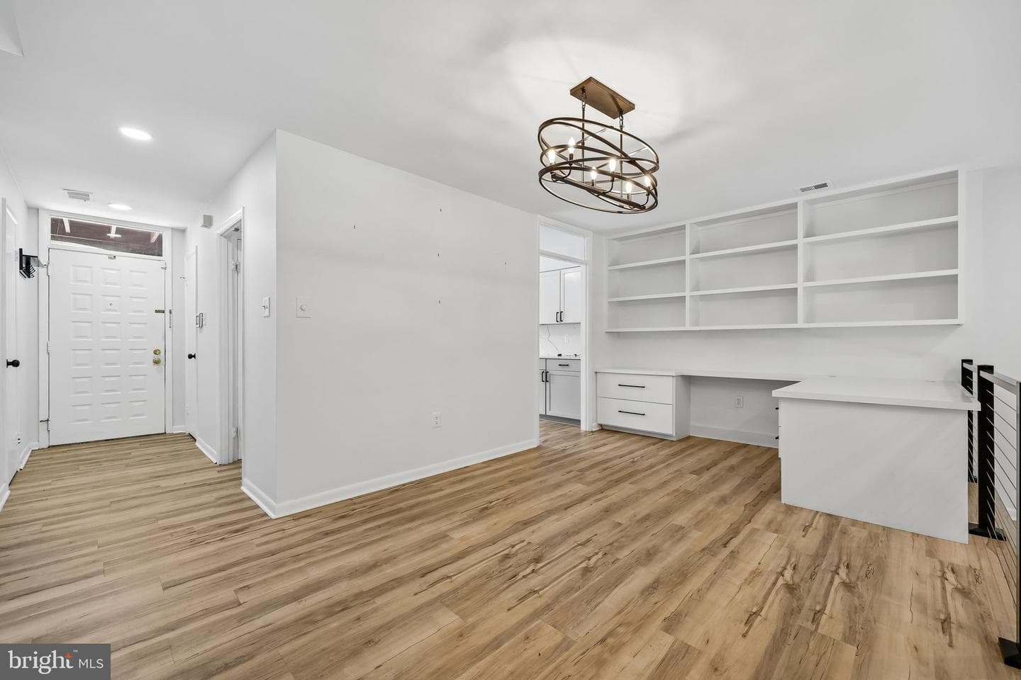 5229 King Charles Way #1-6 photo 13