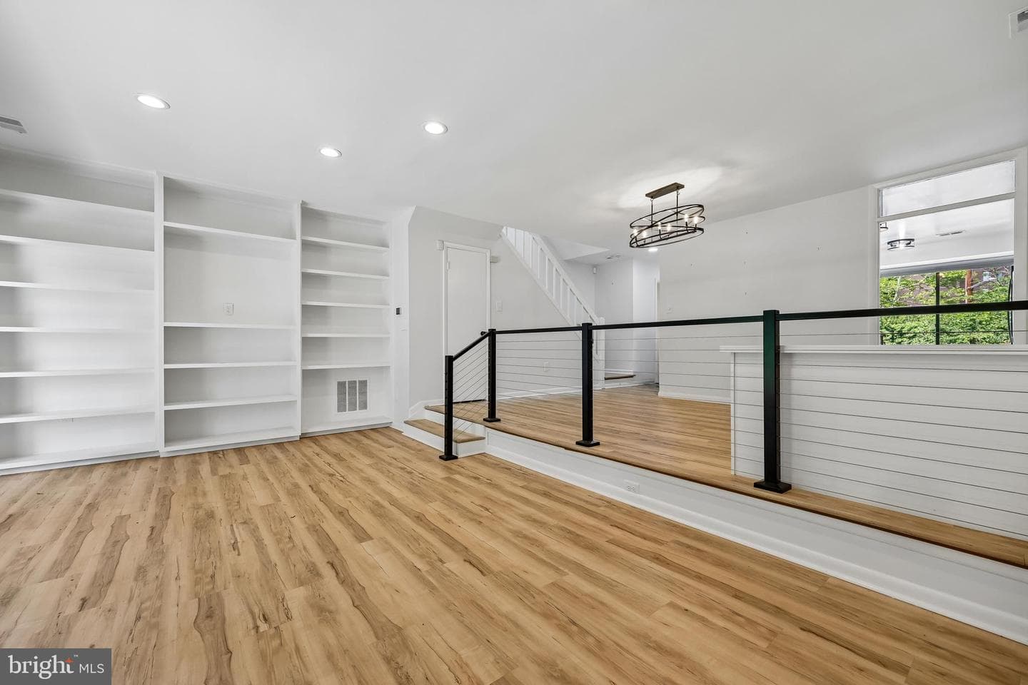 5229 King Charles Way #1-6 photo 14