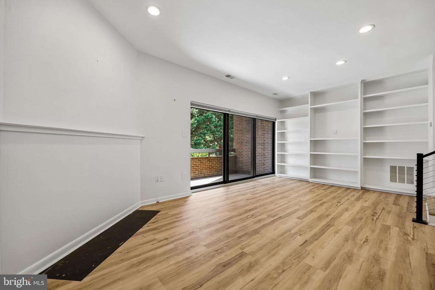 5229 King Charles Way #1-6 photo 16