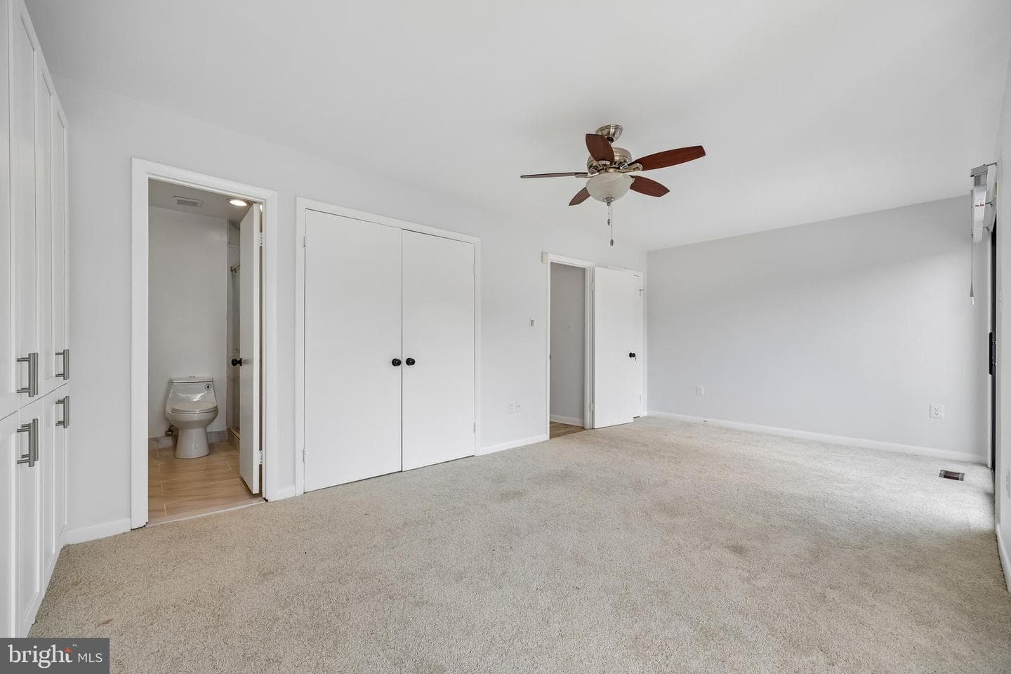 5229 King Charles Way #1-6 photo 30