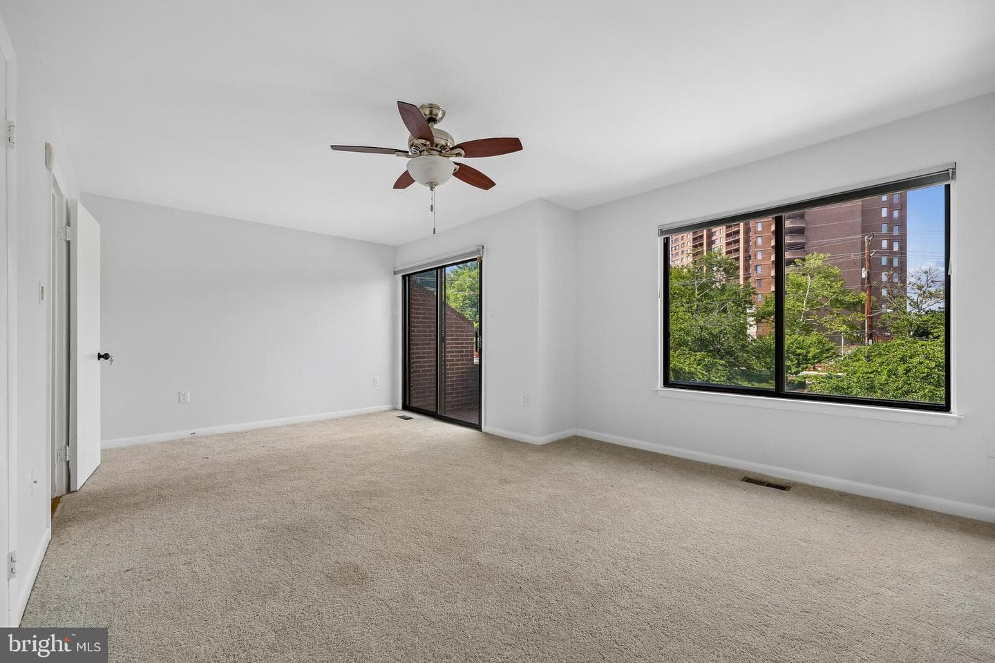 5229 King Charles Way #1-6 photo 31