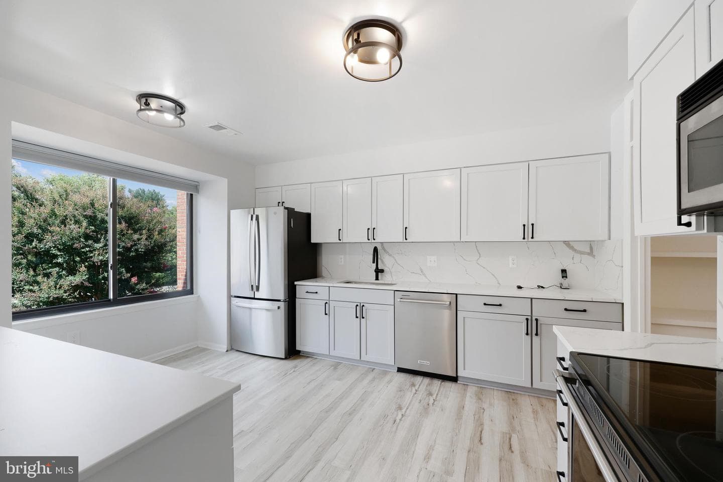 5229 King Charles Way #1-6 photo 7
